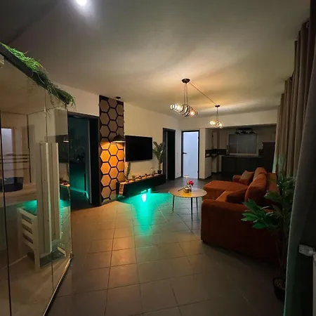 Wellnesshaus - Whirlpool, Sauna, Kueche, 24-7 Herten (North Rhine-Westphalia)